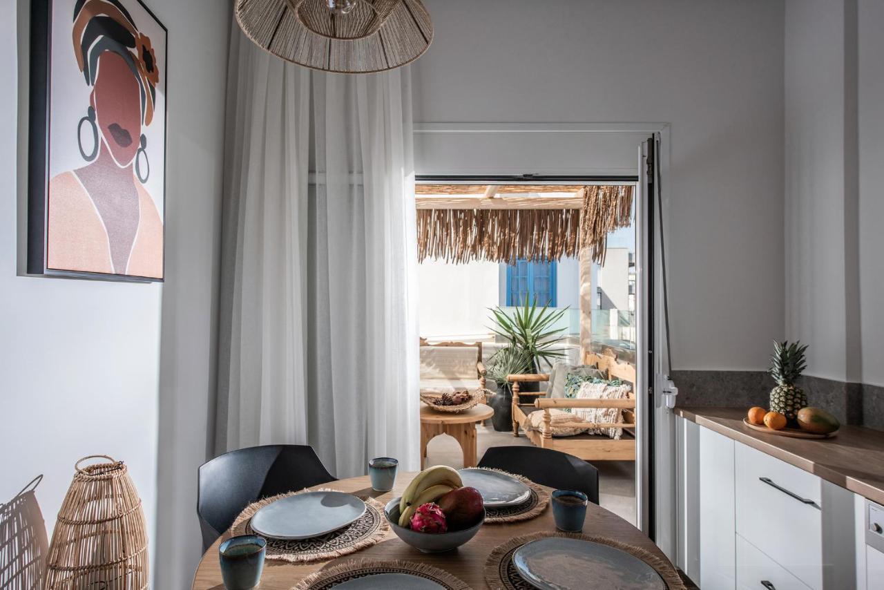 Khroma Luxury Suite 2 Beach Front Apartment Hersonissos  Exterior foto